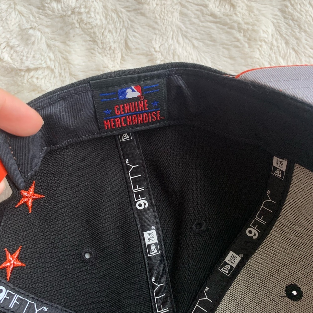 Miami Marlins Snapback Hat - Picture 6 of 8